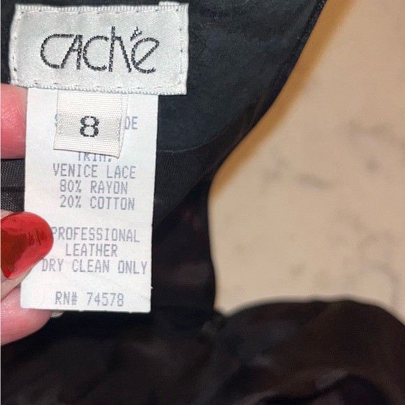 Cache Black Mini Skirt with Lace Trim - Picture 5 of 9